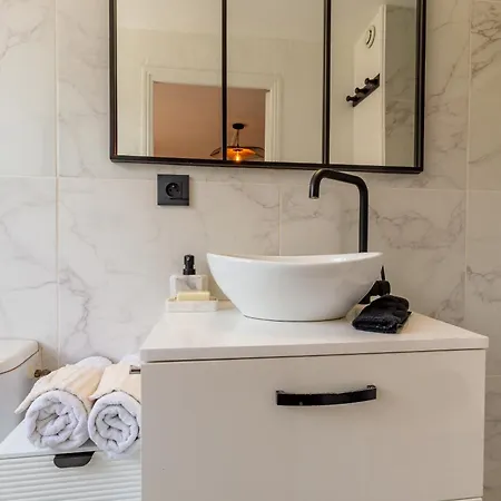 Loft Cosy, Parking, Terrasse Privee Saint-Julien-les-Villas